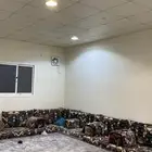 للبيع ثلاث اطقم جلسات واحد من الاطقم مامعهن مركاء