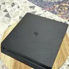 بلستيشن 4 مع اشرطه مستخدم
