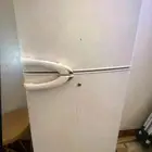 ثلاجات للبيع ناقصها تعبئه فريون فقط