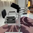 كرسي متحرك
