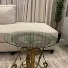 طاوله نظيفه