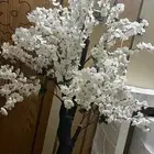شجرة زينة صناعية ( ورد ابيض ) مافيها عيوب