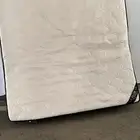 إسفنجه نفرين ب لبادها لتواصل