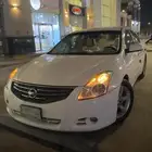 للبيع نيسان التيما 2010
