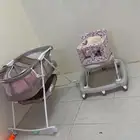 سرير اطفال وعربيه وكرسي بحاله جيده ونظيفه
