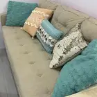 كنب ثلاث قطع من سنتر بوينت نظظيف ومعاه ابجورات وخداديات