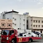 سطحه ل نقل السيارات وسحب السيارات على مدار الساعه