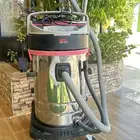 مكنسة كهربائية