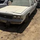 للبيع قطع غيار فورد فكتوريا موديل 91 تشليح