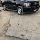 تاهو 2011 شرط مكينه قير فيه كم دقه من ورا و اما الباقي سليم