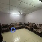كنب للبيع على السوم لايوجد به عيوب سوا كسر بسيط   أربع قطع