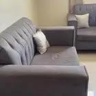 كنب نظيف لا يوجد فيه كسر