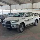 تويوتا هايلوكس فئة SGLX اتوماتيك بنزين 2025