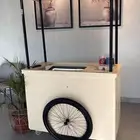 عربة للبيع