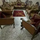 كنب نظيييف خالي من الكسور يحتاج تنجيد للي بينجده