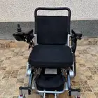كرسي كهربائي خفيف الوزن للبيع