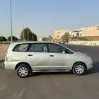 انوفا 2008 للبيع