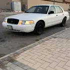 فورد بوليسي موديل 2004