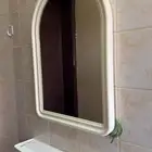 للبيع مرايات ورفوف