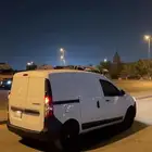 رينو فان دوكر للبيع أو للإيجار