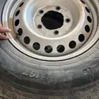 جنوط لاندكروزر هلل مقاس 17 بكفراتها بيلون