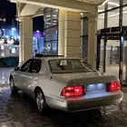 لكزس LS 400