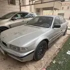 بي ام دبليو 2001