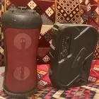 طفايات حريق وجلسه ارضيه ومرايه غرفه نوم و2 سماعه كبيره وحده