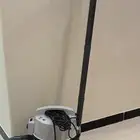 مكنسة كهربائية