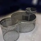 طاوله مع 2 خدمه