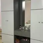 دولاب مزودج مع تسريحة
