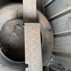 صدام شاص شبه جديد نقصه قعدت الواحه والي فوقه و البقي موجود