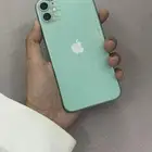 آيفون 11للبيع السوم 650 نظيف كسر من ورى وبطارية 80