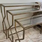 طاولة استقبال