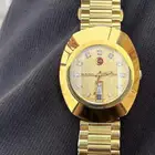 ساعه رادو البيع الرجاء التواصل على الرقم