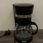 الة صنع قهوة سوداء