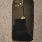 ايفون 12 العادي