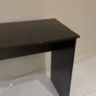 مكتب خشب نظيف اللي يحتاجه يتواصل معي