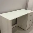 طاولة وكرسي مكتب