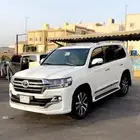 لاندكروزر تورنق 2019 مخزن فل كامل سعودي