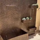 شلال مائي على السوم