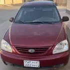 كيا كارينز