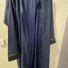 عباية تخرج مع قبعه كحليه