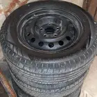 جنوط كامري طقم 4 مقاس 15 بكفراتها نص عمر