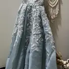 فستان ملبوس لبسه وحده