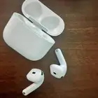 AirPods 4