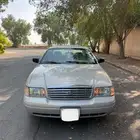 فور - كراون فكتوريا