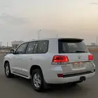 لاند كروزر 2016 مخزن مالك اول