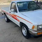 هايلوكس للبيع