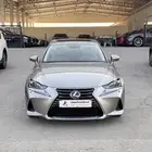 للبيع لكزس 2017 IS350 - فل كامل - بحالة الوكاله
